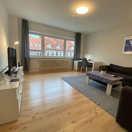 City, 2-Zimmer, Kueche, Voll-Bad, Balkon Apartamento Kiel Exterior foto